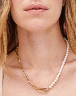 Ashton Gold Half Chain Necklace In White Pearl -Kendra Scott Jewelry Store Kendra Scott Ashton Half Chain Necklace Gold 01