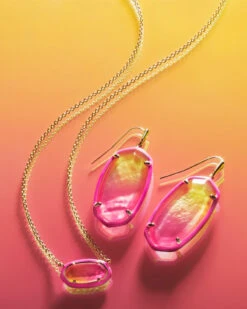 Elisa Gold Enamel Framed Short Pendant Necklace In Sunset Ombre Illusion -Kendra Scott Jewelry Store Kendra Scott Elisa Enamel Pendant Necklace Yellow Pink Gold 00