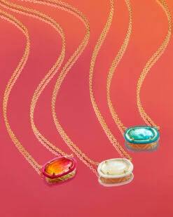 Elisa Gold Enamel Framed Short Pendant Necklace In Sunset Ombre Illusion -Kendra Scott Jewelry Store Kendra Scott Elisa Enamel Pendant Necklace Yellow Pink Gold 01