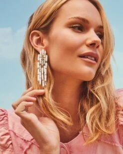 Ember Gold Statement Earrings In White Howlite -Kendra Scott Jewelry Store Kendra Scott Ember Statement Earring White Howlite Gold 01