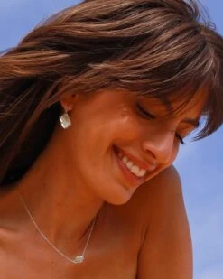 Abbie Silver Drop Earrings In Iridescent Abalone 7 Abbie Silver Drop Earrings In Iridescent Abalone -Kendra Scott Jewelry Store kendra scott abbie drop earring irridescent abalone rhodium