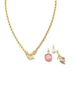 Barbie™ X Kendra Scott Gold Pearl Charm Convertible Necklace In Pink Iridescent Glitter Glass 12 Barbie™ X Kendra Scott Gold Pearl Charm Convertible Necklace In Pink Iridescent Glitter Glass -Kendra Scott Jewelry Store kendra scott barbie pearl charm convertible necklace gold pink iridescent glitter glass 02 00