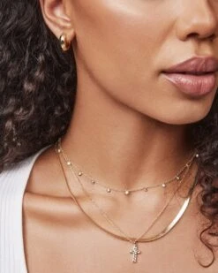 Cross Pendant Necklace In Gold -Kendra Scott Jewelry Store kendra scott cross pendant neck gold