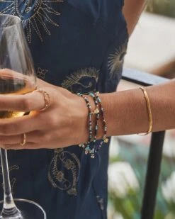 Herringbone Chain Bracelet In 18k Yellow Gold Vermeil -Kendra Scott Jewelry Store kendra scott herringbone chain bracelet