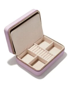 Medium Travel Jewelry Case In Lilac 7 Medium Travel Jewelry Case In Lilac -Kendra Scott Jewelry Store kendra scott medium zip jewelry case lilac 01