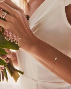 Millicent 14k Yellow Gold Delicate Chain Bracelet In White Diamond -Kendra Scott Jewelry Store kendra scott millicent delicate chain bracelet 14k yellow gold white diamond 1