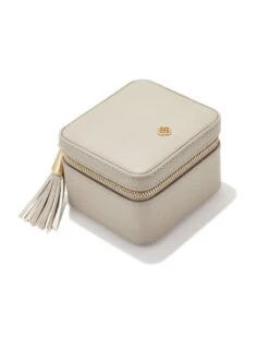 Small Travel Jewelry Case In Taupe