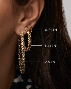 Maggie Small Hoop Earrings In Gold Filigree -Kendra Scott Jewelry Store maggie 3